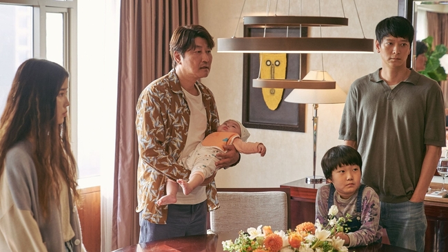 Broker (Source: themoviedb.org)