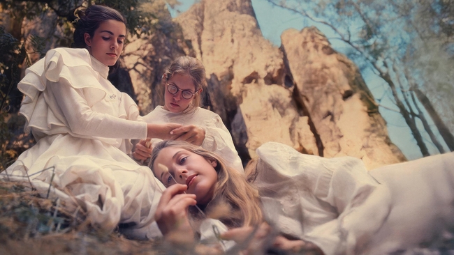 Picnic at Hanging Rock (Source: themoviedb.org)
