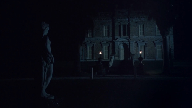 Picnic at Hanging Rock (Source: themoviedb.org)