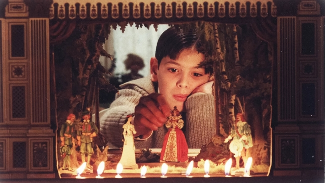 Fanny och Alexander (Source: themoviedb.org)